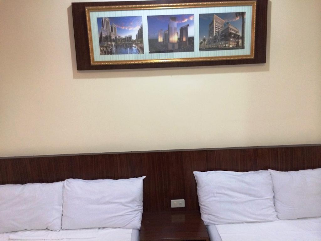 プエルト・プリンセサ イザベル マンション Bed & Breakfast エクステリア 写真